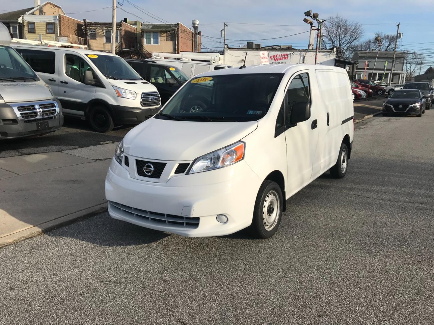 2016 White /Gray Nissan NV200 SV (3N6CM0KN2GK) with an 2.0 V4 engine, Automatic transmission, located at 577 Chester Pike, Prospect Park, PA, 19076, (610) 237-1015, 39.886154, -75.302338 - Photo#2